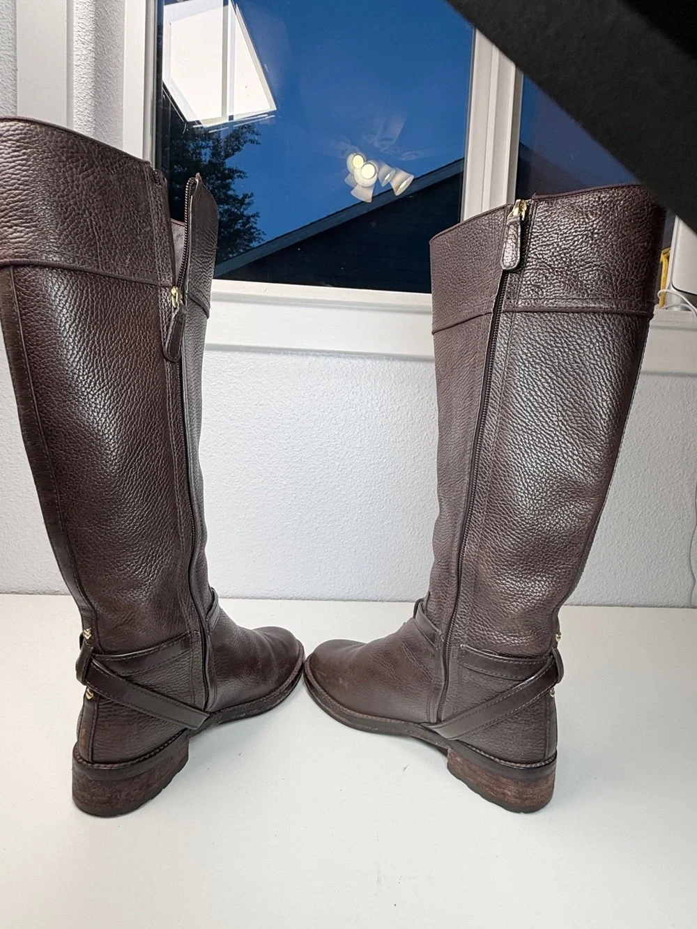 Tory Burch Boots Brown Pebbled Leather Riding Boots Tall Zip Logo women size 6.5
